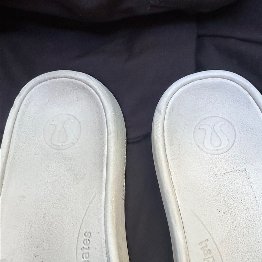 Lululemon Restfeel Slide - Picture 3 of 8